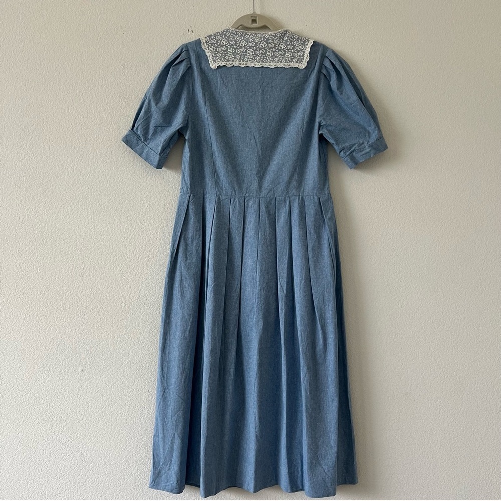 Vintage Laura Ashley Chambray Prairie Dress Lace Peter Pan Collar Blue Size 10 - Picture 10 of 16